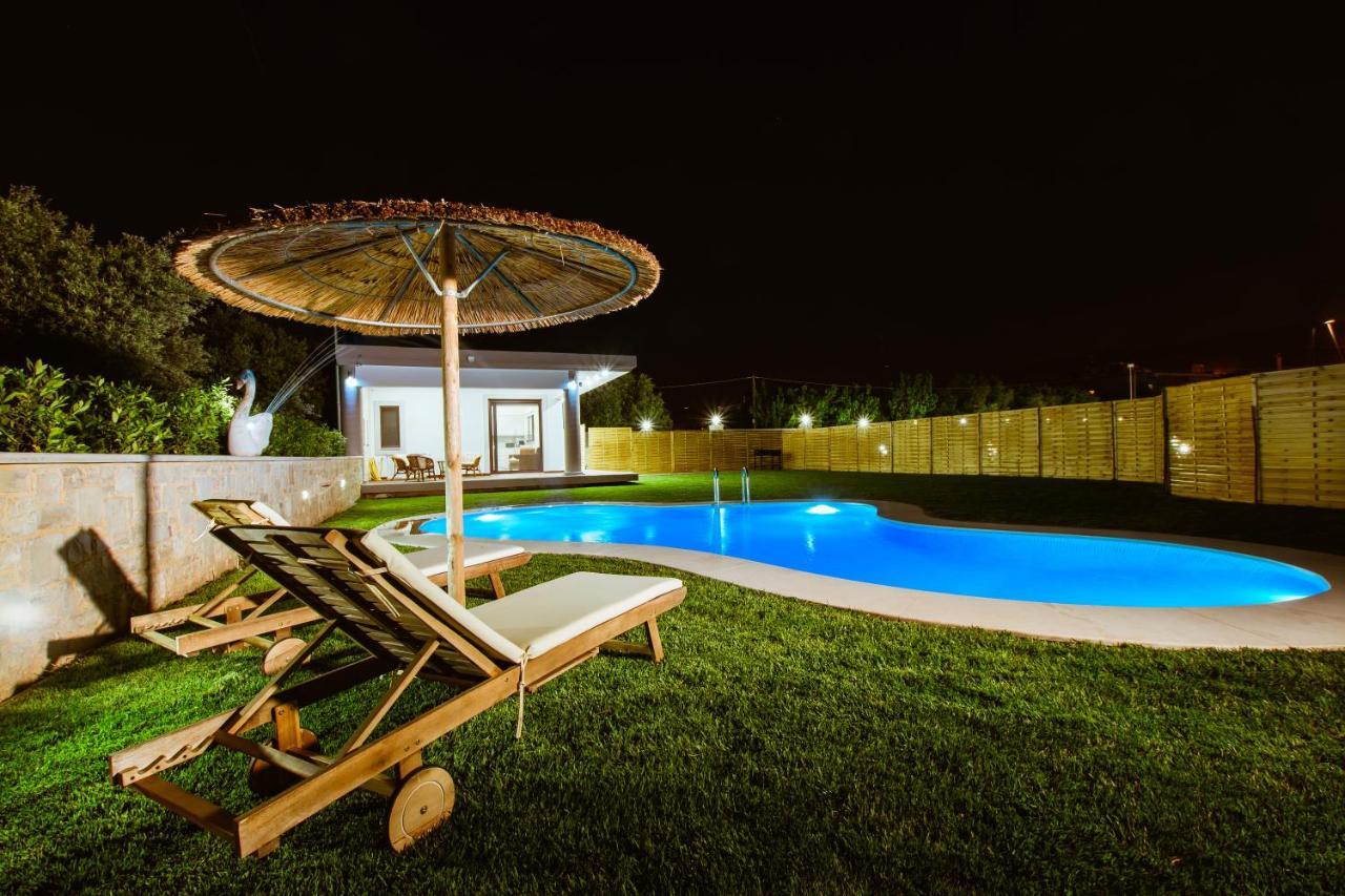 Chania Oasis With Heated Pool Exterior foto